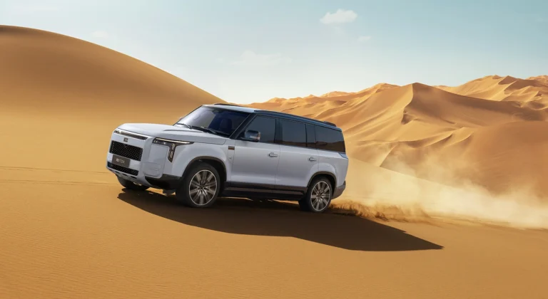 adamas-gallery-interior-11