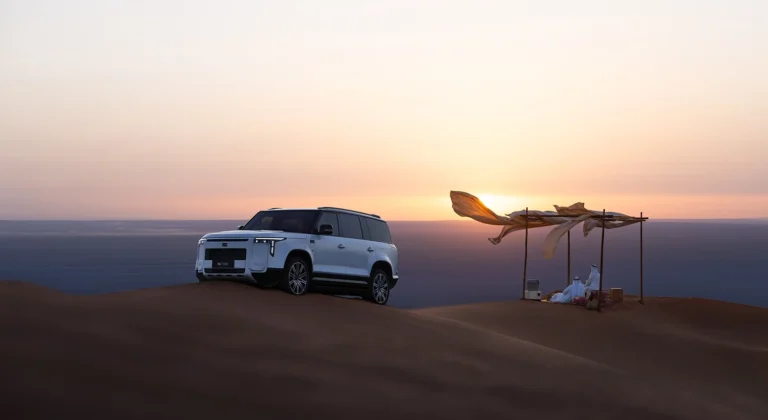 adamas-gallery-interior-16