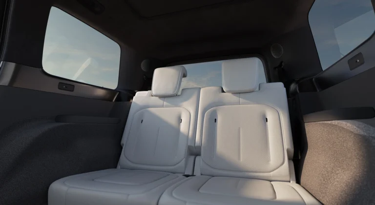 adamas-gallery-interior-4