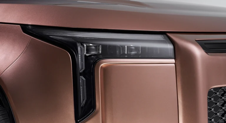 adamas-gallery-interior-4